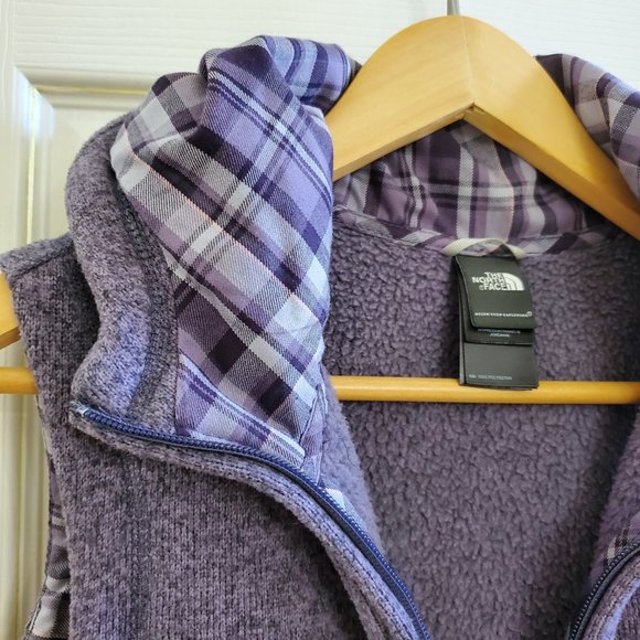 The North Face Crescent Sunset Vest - Picture 4 of 13